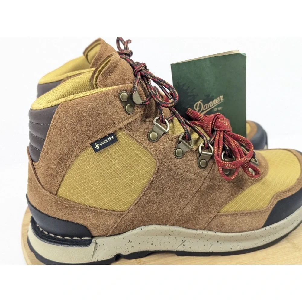 Danner Free Spirit Monks Robe Mens 10 Gore-Tex Waterproof Hiking Boots 37531